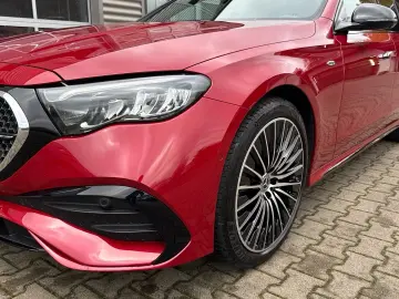 MERCEDES-BENZ E 300 de AMG Line Night Airmatic 360 -…