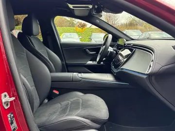 MERCEDES-BENZ E 300 de AMG Line Night Airmatic 360 -…