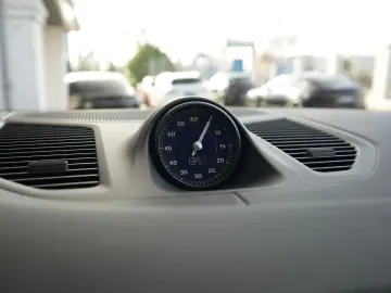 PORSCHE E-Hybrid Coupé INNODRIV-PANO-SPORTABGAS-21SYPDER