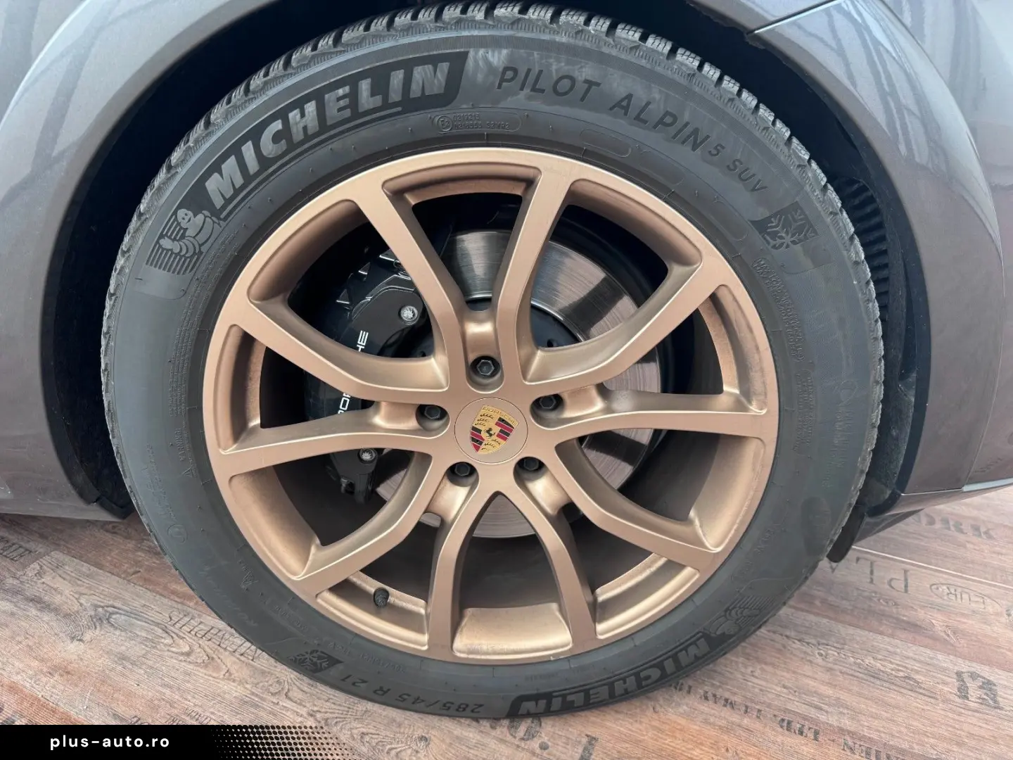 PORSCHE E-Hybrid Coupé   InnoDrive   BOSE   Matrix   21