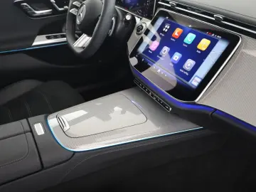 MERCEDES-BENZ E 400 e 4M AMG Premium  Airmatic Pano …