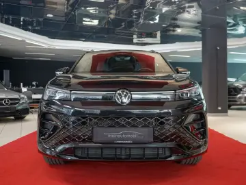 VW Tiguan 2.0 TDI 4M R-Line AHK ACC HUD LED IQDriv