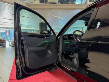 VW Tiguan 2.0 TDI 4M R-Line AHK ACC HUD LED IQDriv