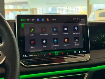 VW Tiguan 2.0 TDI 4M R-Line AHK ACC HUD LED IQDriv