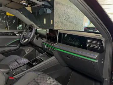 VW Tiguan 2.0 TDI 4M R-Line AHK ACC HUD LED IQDriv