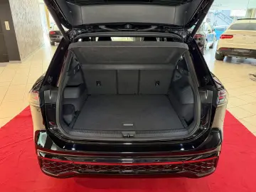 VW Tiguan 2.0 TDI 4M R-Line AHK ACC HUD LED IQDriv