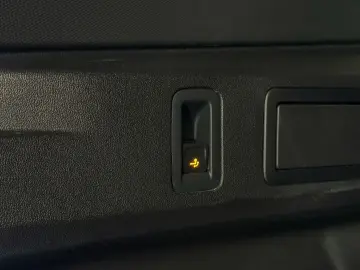 VW Tiguan 2.0 TDI 4M R-Line AHK ACC HUD LED IQDriv