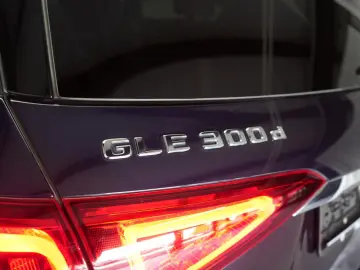 MERCEDES-BENZ GLE 300 d 4Matic 9G-TRONIC AMG
