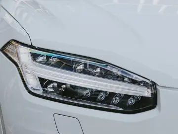 Volvo XC90 T8 PHEV 7 Locuri H&K 360 HUD Panoramic Keyless