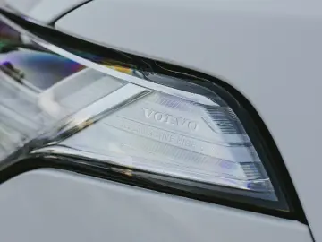 Volvo XC90 T8 PHEV 7 Locuri H&K 360 HUD Panoramic Keyless