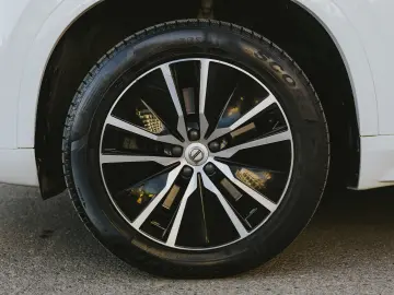 Volvo XC90 T8 PHEV 7 Locuri H&K 360 HUD Panoramic Keyless