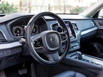 Volvo XC90 T8 PHEV 7 Locuri H&K 360 HUD Panoramic Keyless