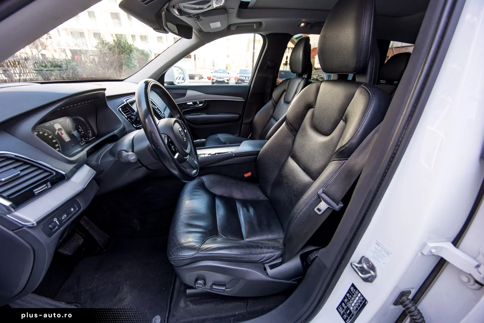 Volvo XC90 T8 PHEV 7 Locuri H&K 360 HUD Panoramic Keyless