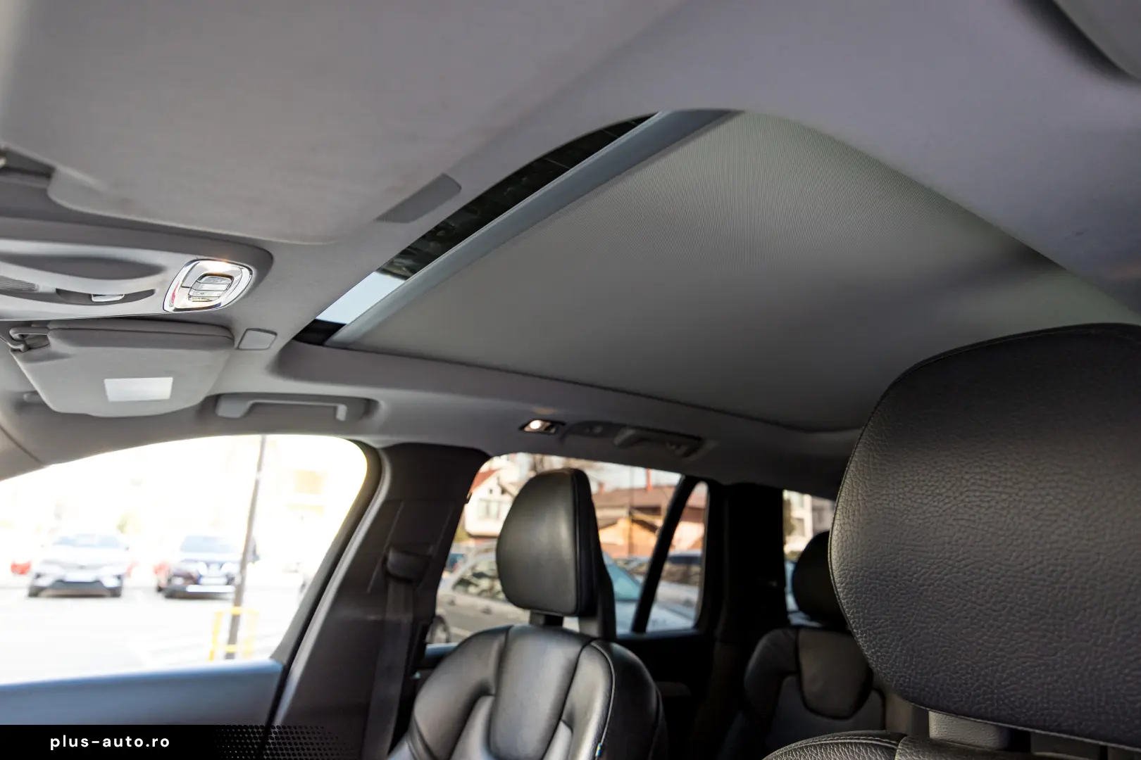 Volvo XC90 T8 PHEV 7 Locuri H&K 360 HUD Panoramic Keyless