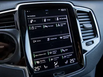 Volvo XC90 T8 PHEV 7 Locuri H&K 360 HUD Panoramic Keyless