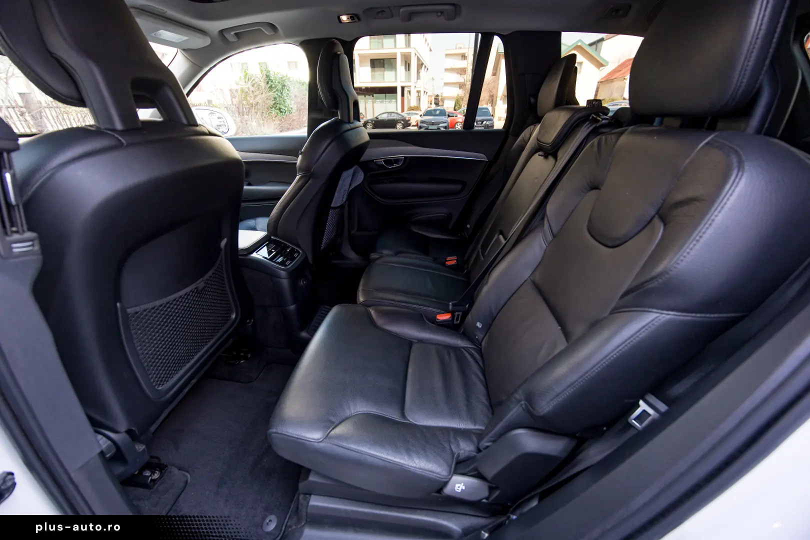 Volvo XC90 T8 PHEV 7 Locuri H&K 360 HUD Panoramic Keyless