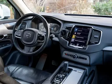 Volvo XC90 T8 PHEV 7 Locuri H&K 360 HUD Panoramic Keyless