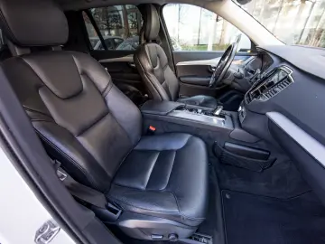 Volvo XC90 T8 PHEV 7 Locuri H&K 360 HUD Panoramic Keyless