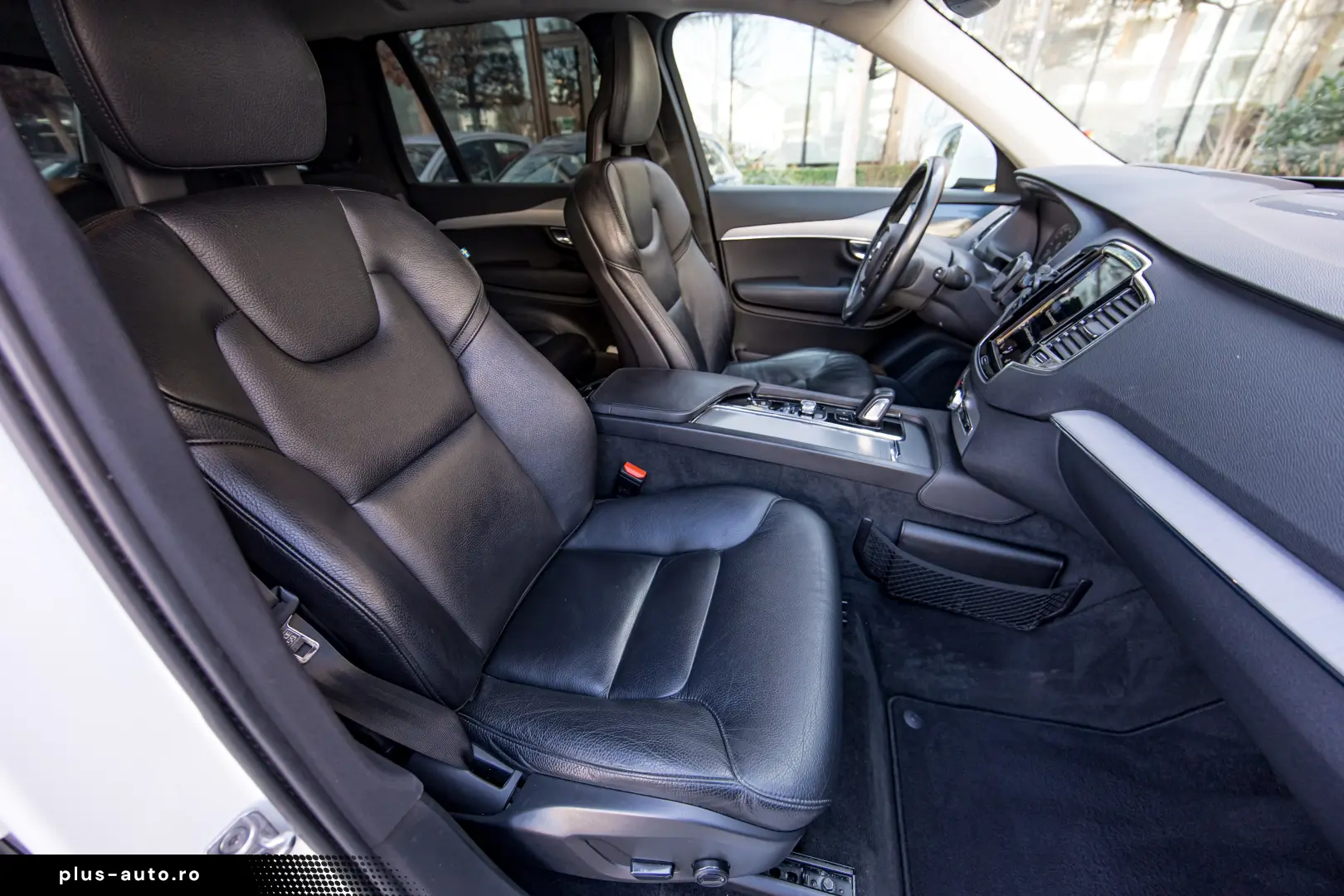 Volvo XC90 T8 PHEV 7 Locuri H&K 360 HUD Panoramic Keyless