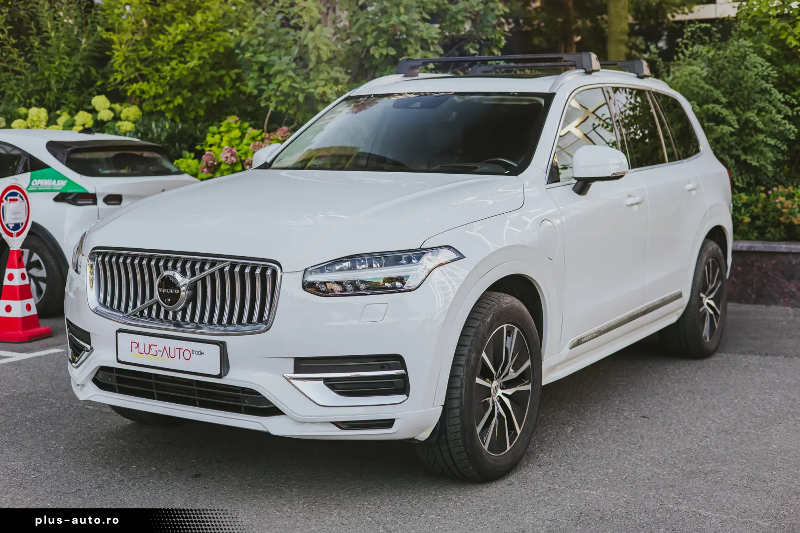 Volvo XC90 T8 PHEV 7 Locuri H&K 360 HUD Panoramic Keyless