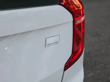 Volvo XC90 T8 PHEV 7 Locuri H&K 360 HUD Panoramic Keyless