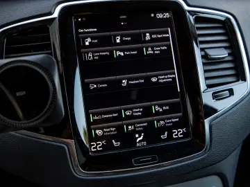 Volvo XC90 T8 PHEV 7 Locuri H&K 360 HUD Panoramic Keyless