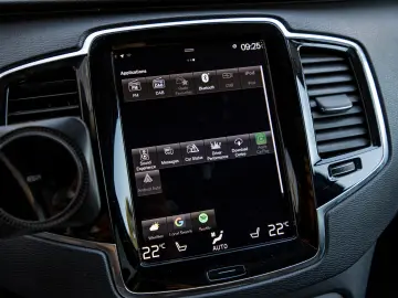 Volvo XC90 T8 PHEV 7 Locuri H&K 360 HUD Panoramic Keyless