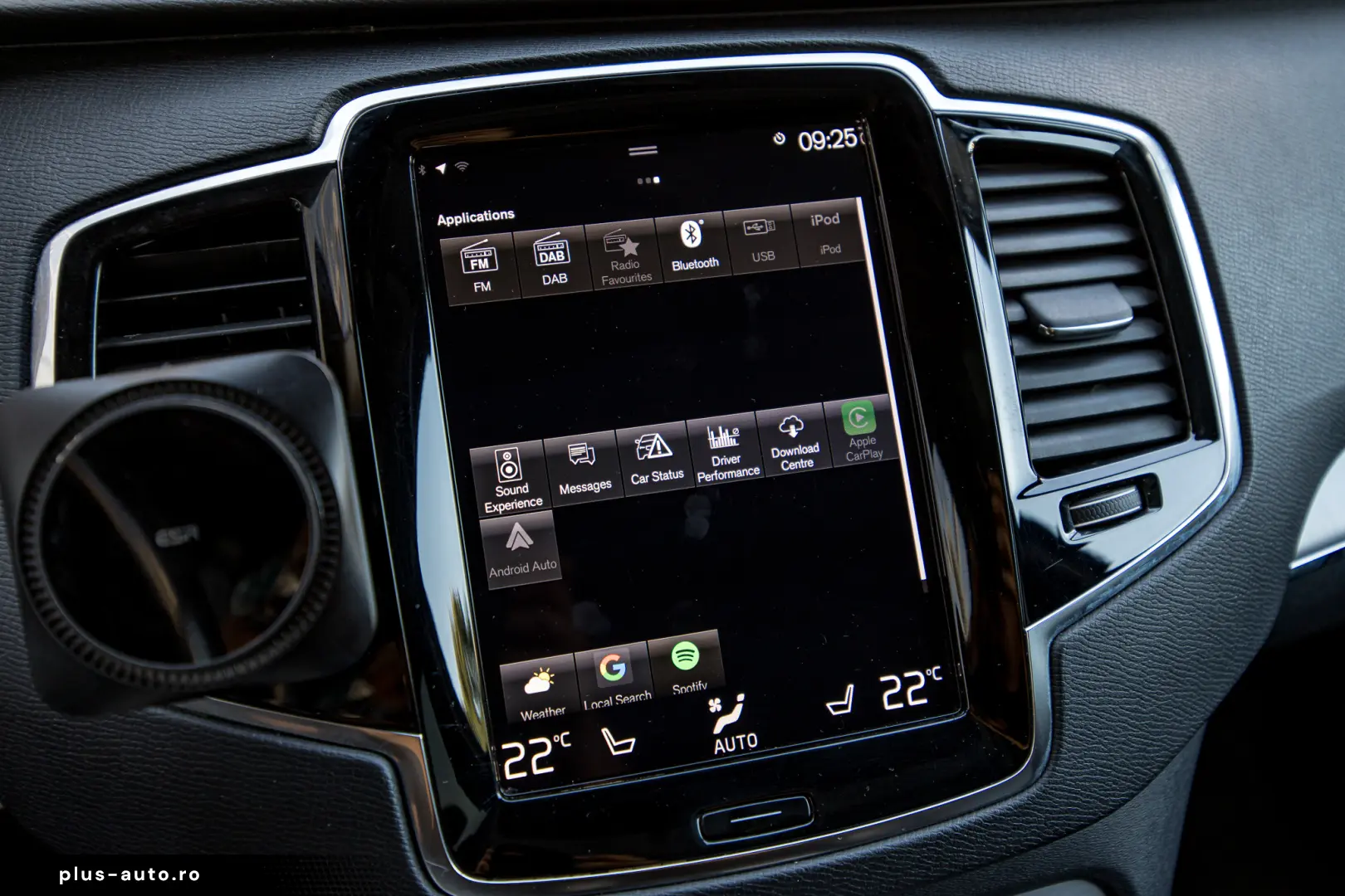 Volvo XC90 T8 PHEV 7 Locuri H&K 360 HUD Panoramic Keyless