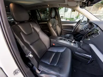 Volvo XC90 T8 PHEV 7 Locuri H&K 360 HUD Panoramic Keyless