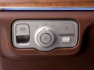 Mercedes-Benz GLE 53 AMG 4M  Night Panorama