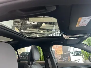 MERCEDES-BENZ E 450 4M AMG Pano Digital Light Distro&hellip;