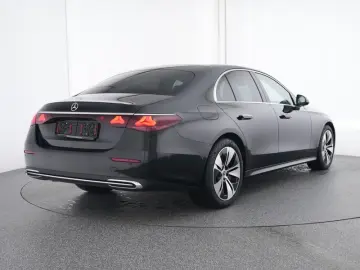 MERCEDES-BENZ E 450 d 4M Limousine BURM4D MBUX DISTR 360