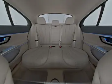 MERCEDES-BENZ E 450 d 4M Limousine BURM4D MBUX DISTR 360