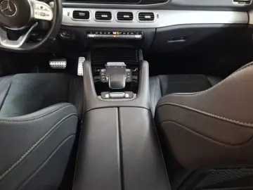 MERCEDES-BENZ GLE 300 d 4MATIC AMG