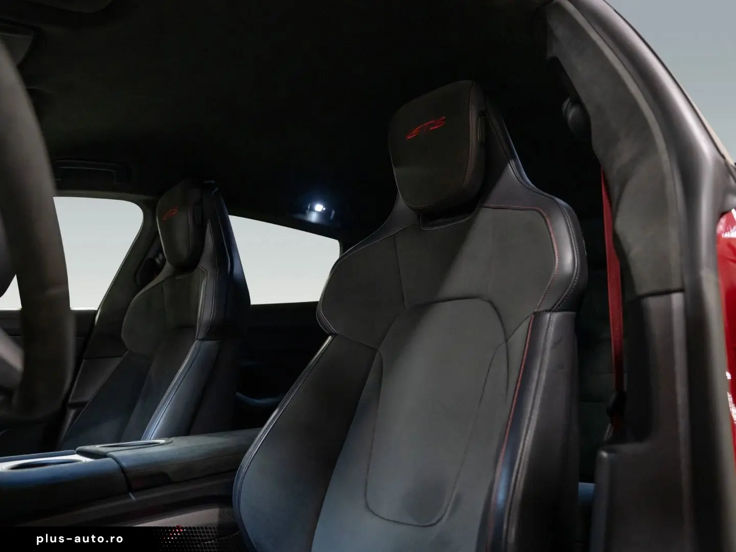 PORSCHE Taycan GTS Sport Turismo InnoDrive Sport Chrono