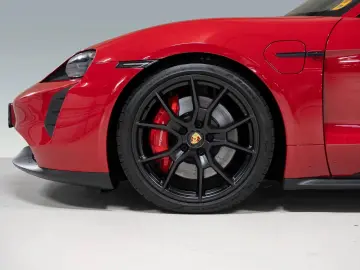 PORSCHE Taycan GTS Sport Turismo InnoDrive Sport Chrono