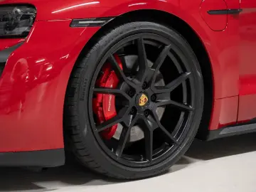 PORSCHE Taycan GTS Sport Turismo InnoDrive Sport Chrono