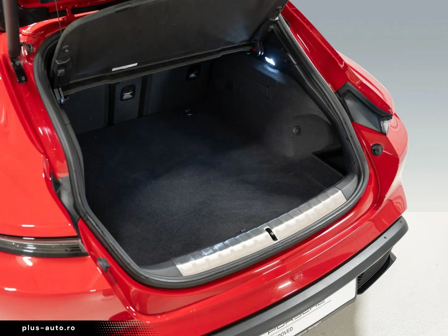 PORSCHE Taycan GTS Sport Turismo InnoDrive Sport Chrono