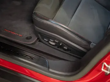 PORSCHE Taycan GTS Sport Turismo InnoDrive Sport Chrono