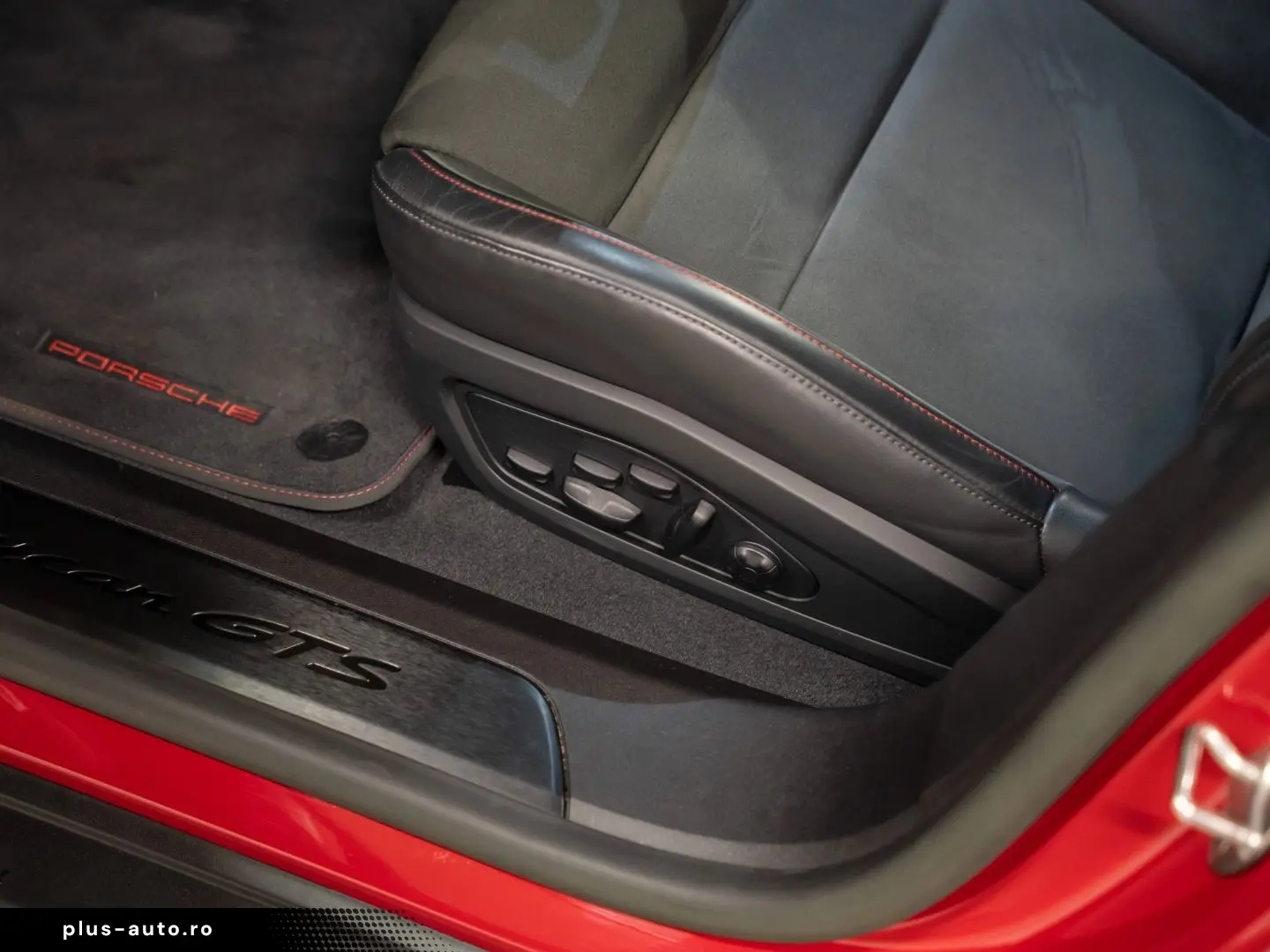 PORSCHE Taycan GTS Sport Turismo InnoDrive Sport Chrono