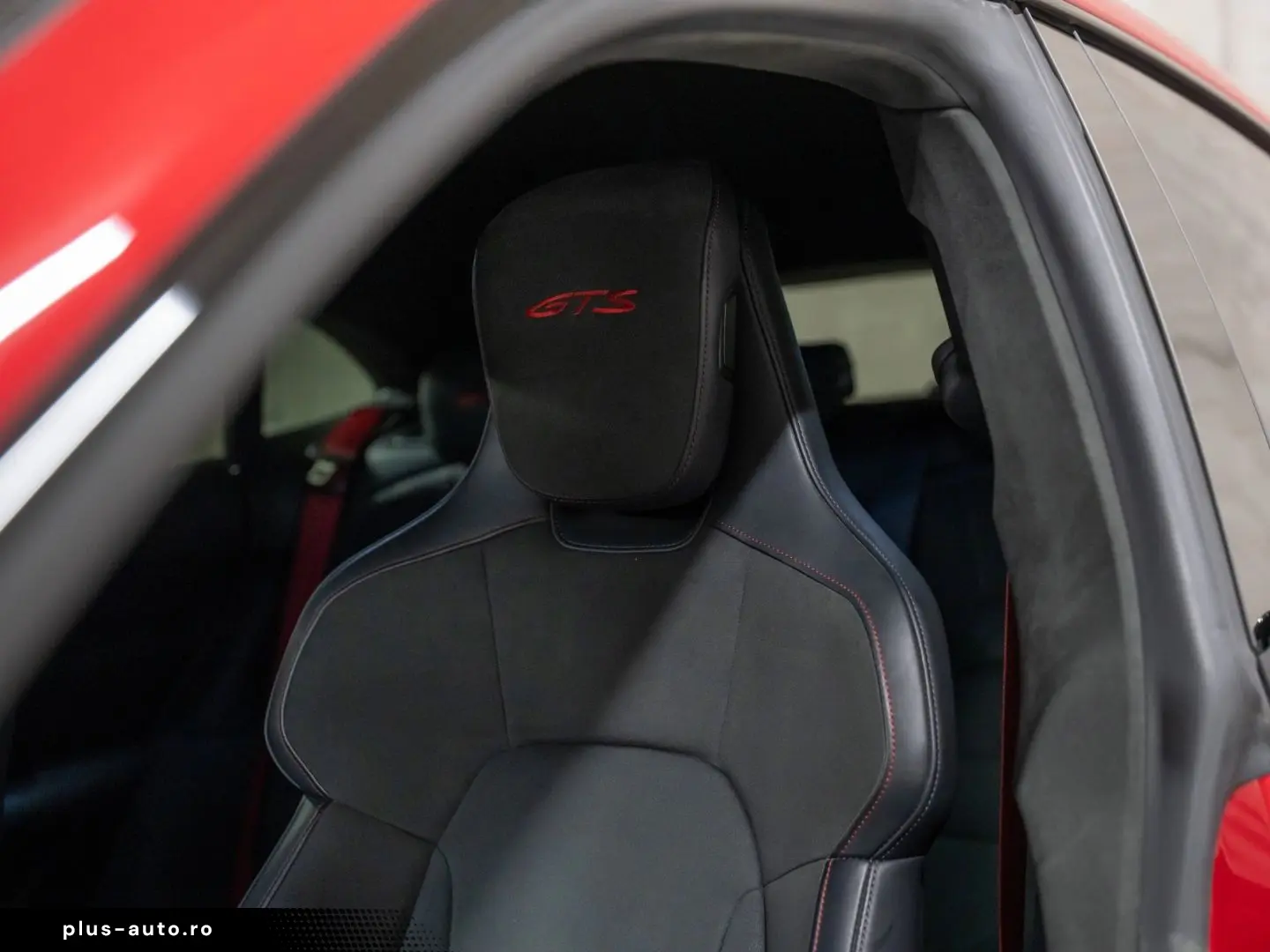 PORSCHE Taycan GTS Sport Turismo InnoDrive Sport Chrono