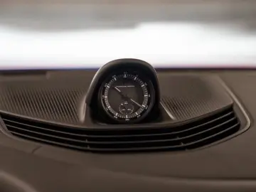 PORSCHE Taycan GTS Sport Turismo InnoDrive Sport Chrono