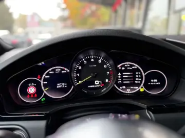 Porsche Cayenne E-Hybrid SPORT-DES SPORT-CR