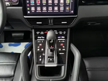 Porsche Cayenne E-Hybrid SPORT-DES SPORT-CR