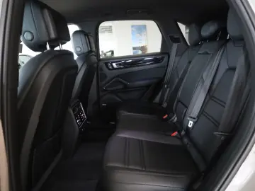 Porsche Cayenne E-Hybrid PASM KAMERA