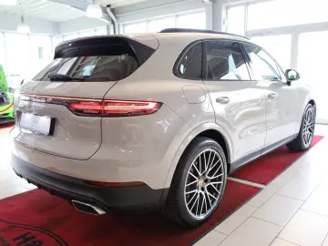 Porsche Cayenne E-Hybrid PASM KAMERA