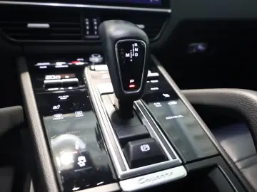 Porsche Cayenne E-Hybrid PASM KAMERA