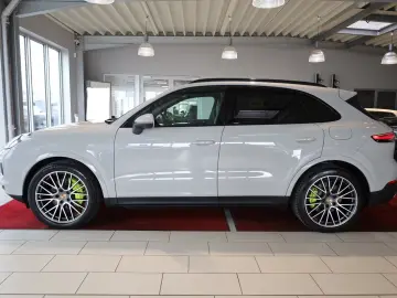 Porsche Cayenne E-Hybrid PASM KAMERA