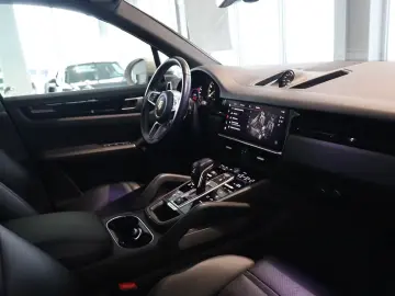 Porsche Cayenne E-Hybrid PASM KAMERA