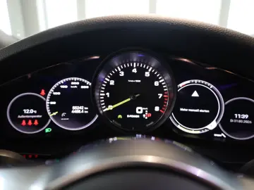 Porsche Cayenne E-Hybrid PASM KAMERA